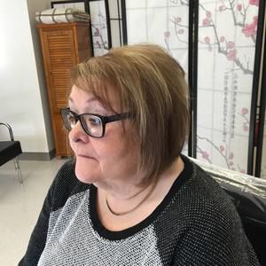 Meet your Posher, Deborah